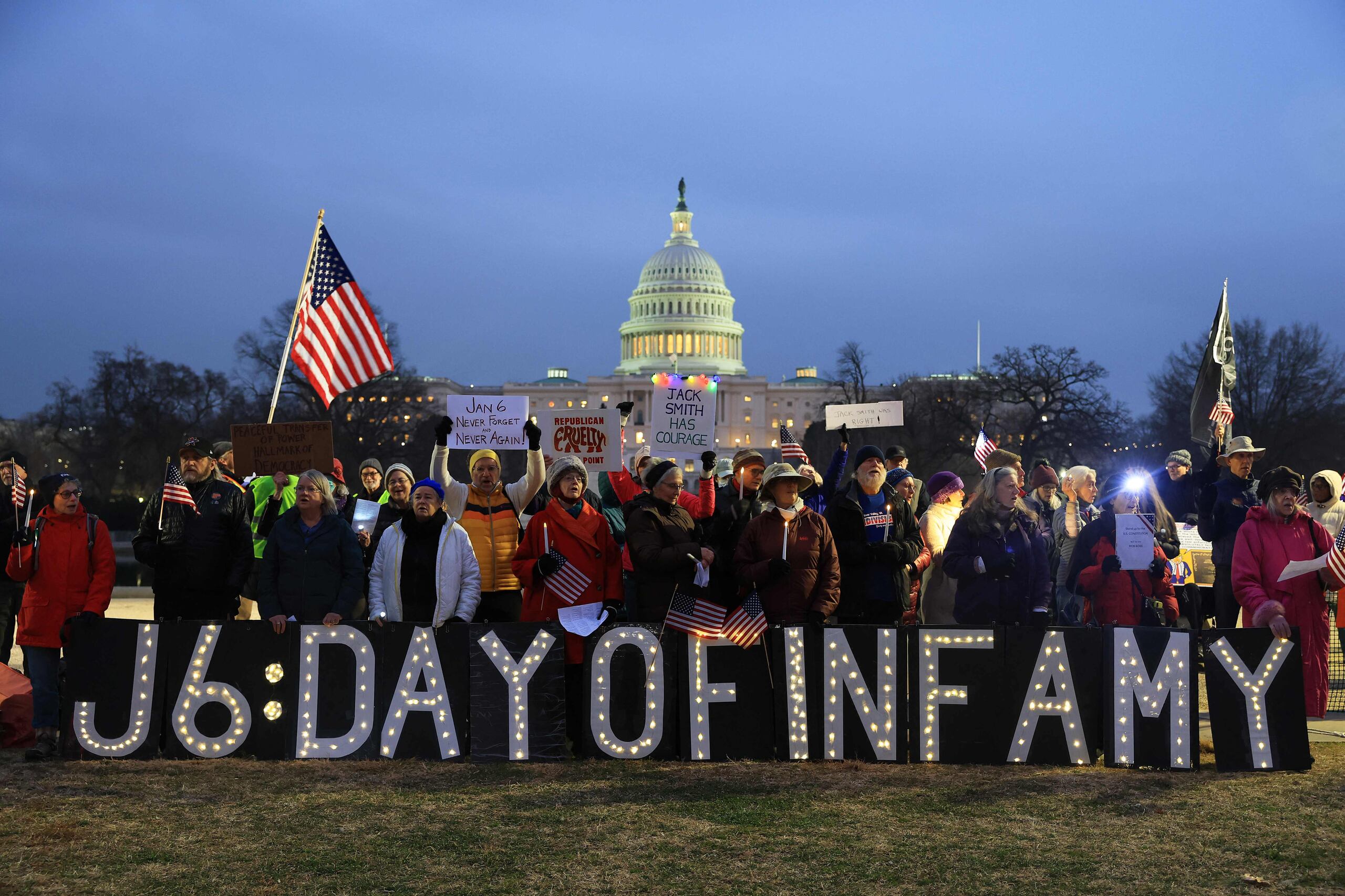 トランプ弾劾警告で中間選挙へ共和党結束呼びかけ - ChosunBiz